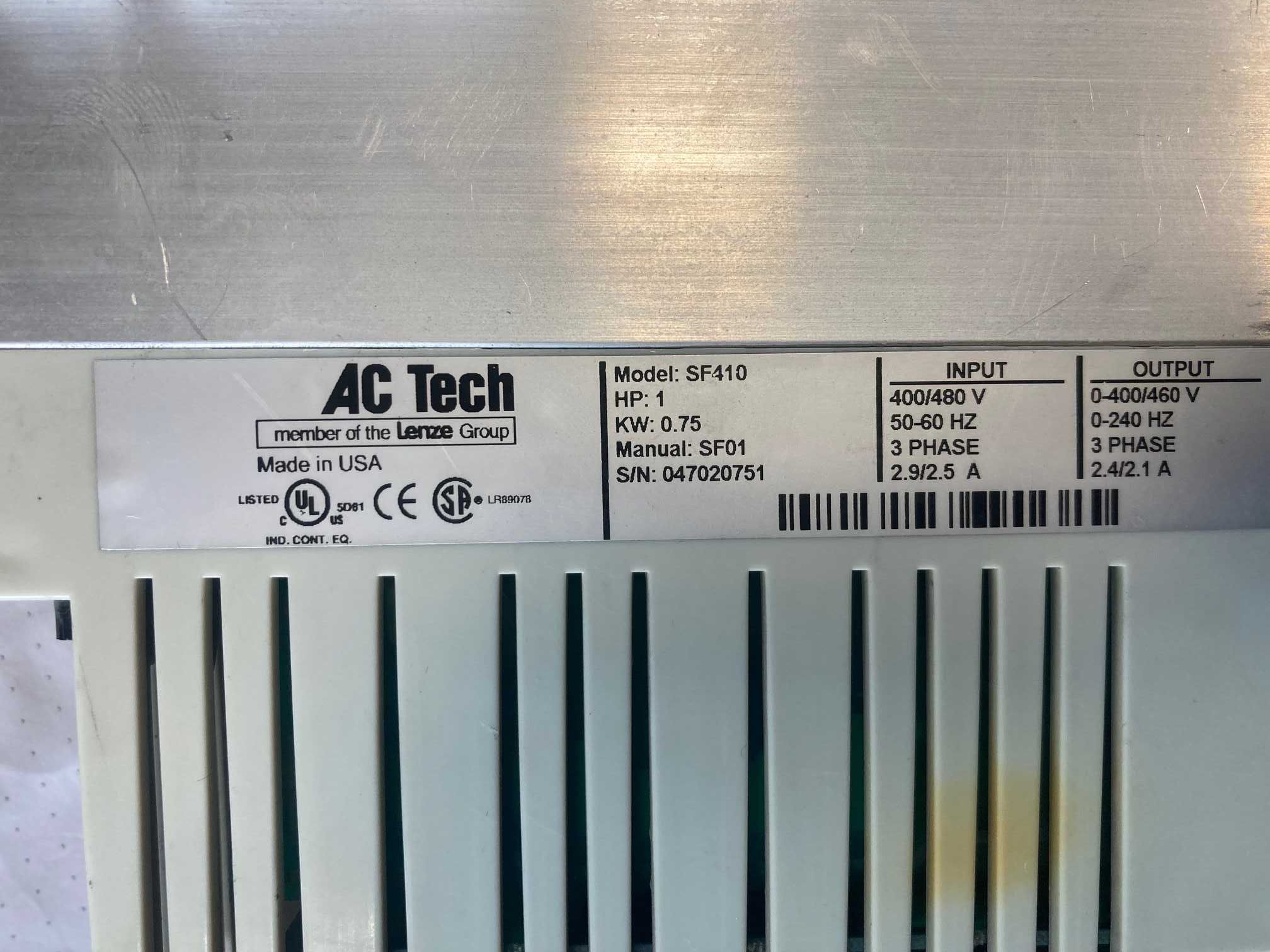 Честотен регулатор(инвертор) Lenze(AC TECH) 0,75кw/400V