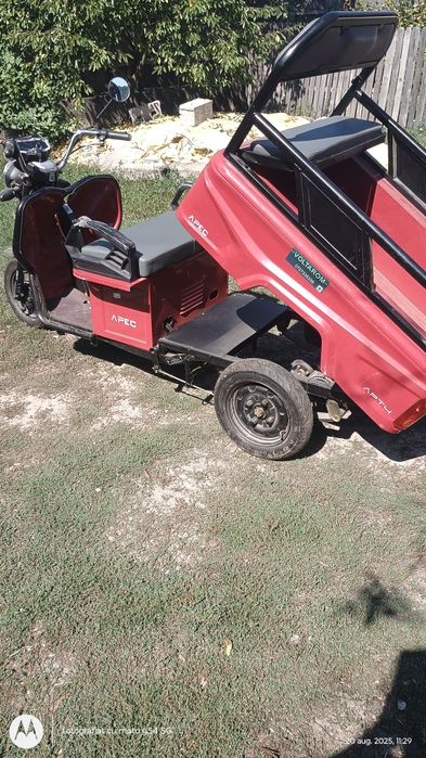 Tricicletă electrică