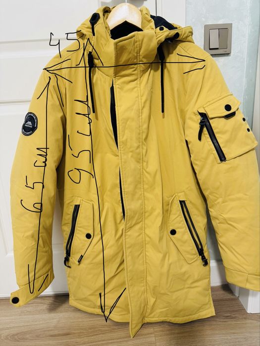 Продам зимнюю куртку