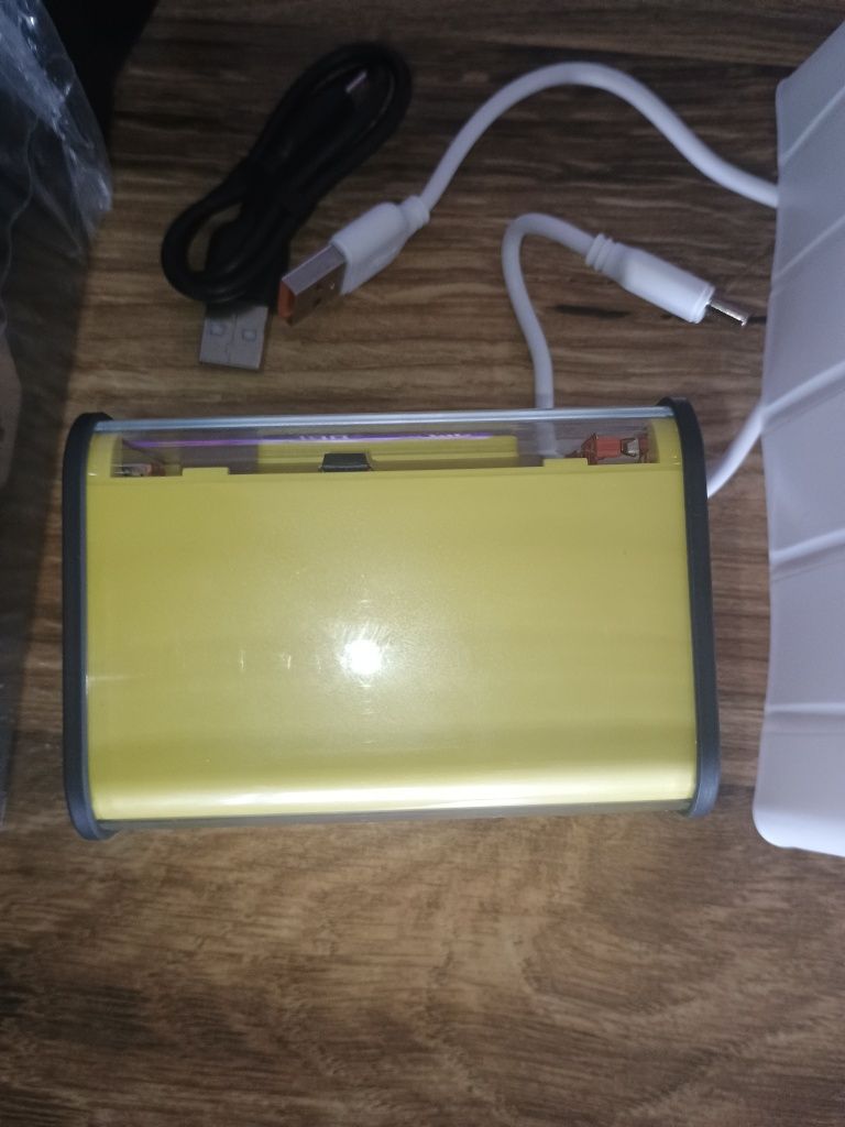 Power Bank,baterie externa  ,20.000 mAh,încărcare rapidă ,4 porturi