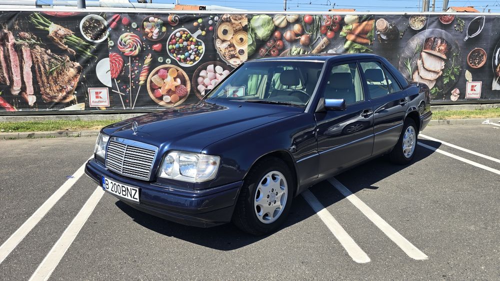 Mercedes-Benz e200