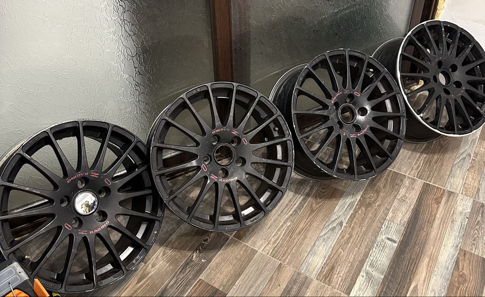 OZ SUPERTURISMO GT 5x114.3 17'' 7.5j