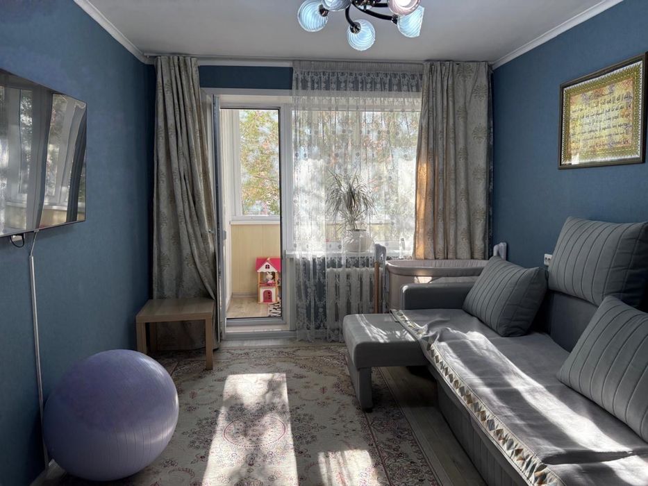 Продается 2-х комнатная квартира, новая планировка, евроремонт, 20мкр