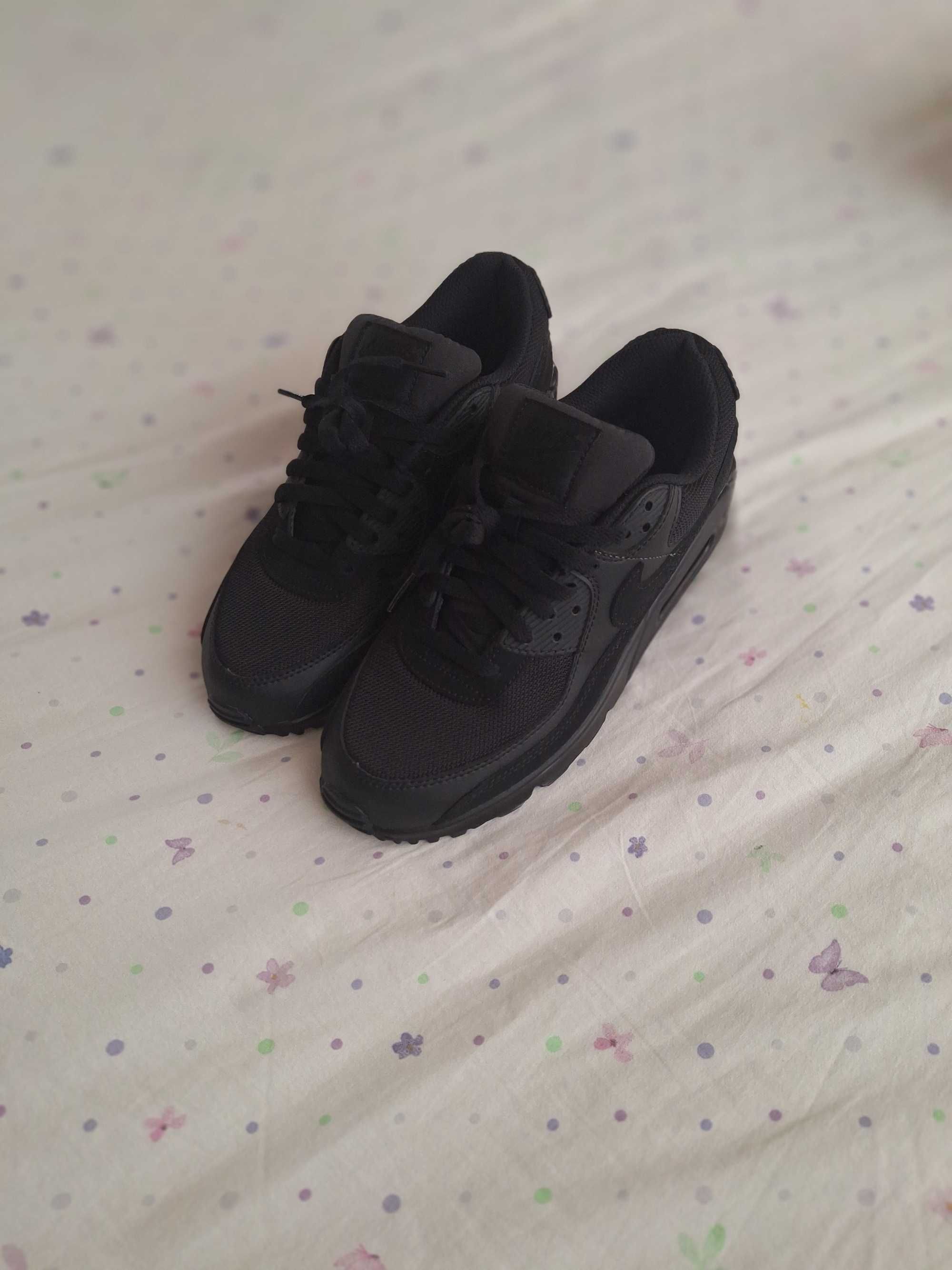 Дамски маратонки NIKE