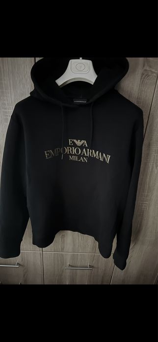 Moschino, Just Cavalli, Paciotti, Emporio Armani