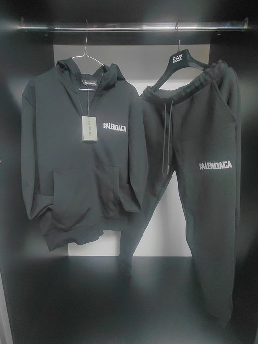 Trening barbati balenciaga!