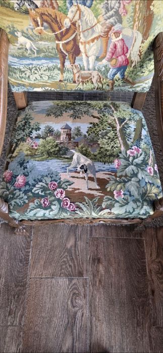 Scaune antic ( pt vanatori )