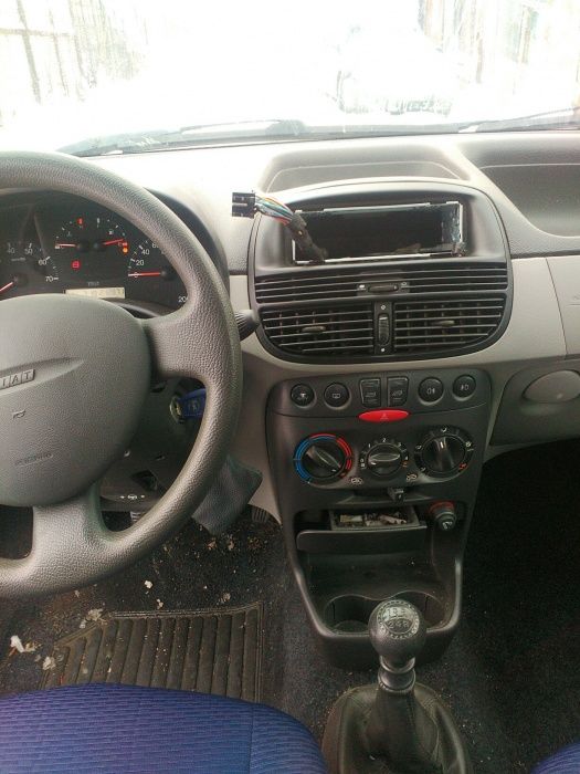 Фиат пунто на части 1.2 16v 60коня 2001год