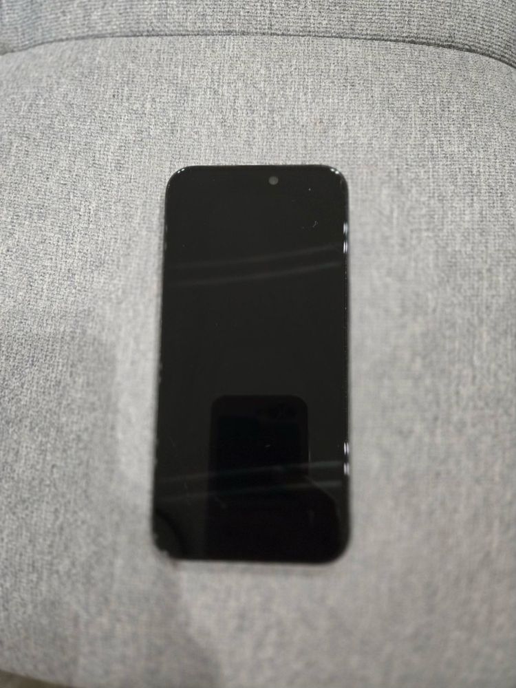 IPhone 15 Pro Max 256GB без забележки