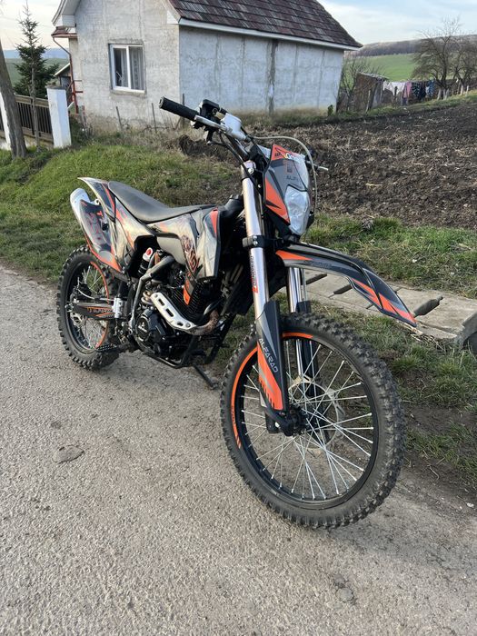 Alfarad T7 - schimb cu cross cadru mediu