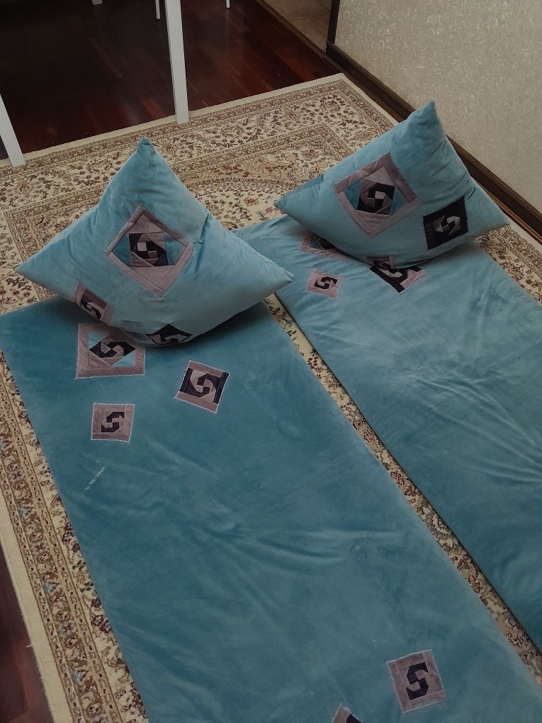 Корпешки и подушки