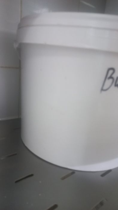 Ведро сатылады таза жагдайда.700тенге келисип берем крышкасы бар алсан