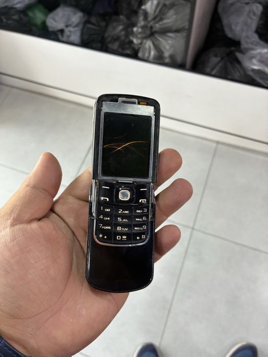 Nokia 8600 arginal srocna