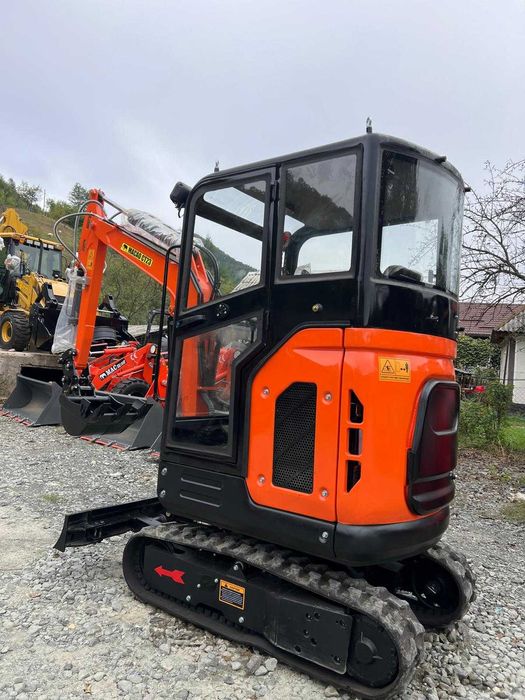 Miniexcavator MACAO CT23