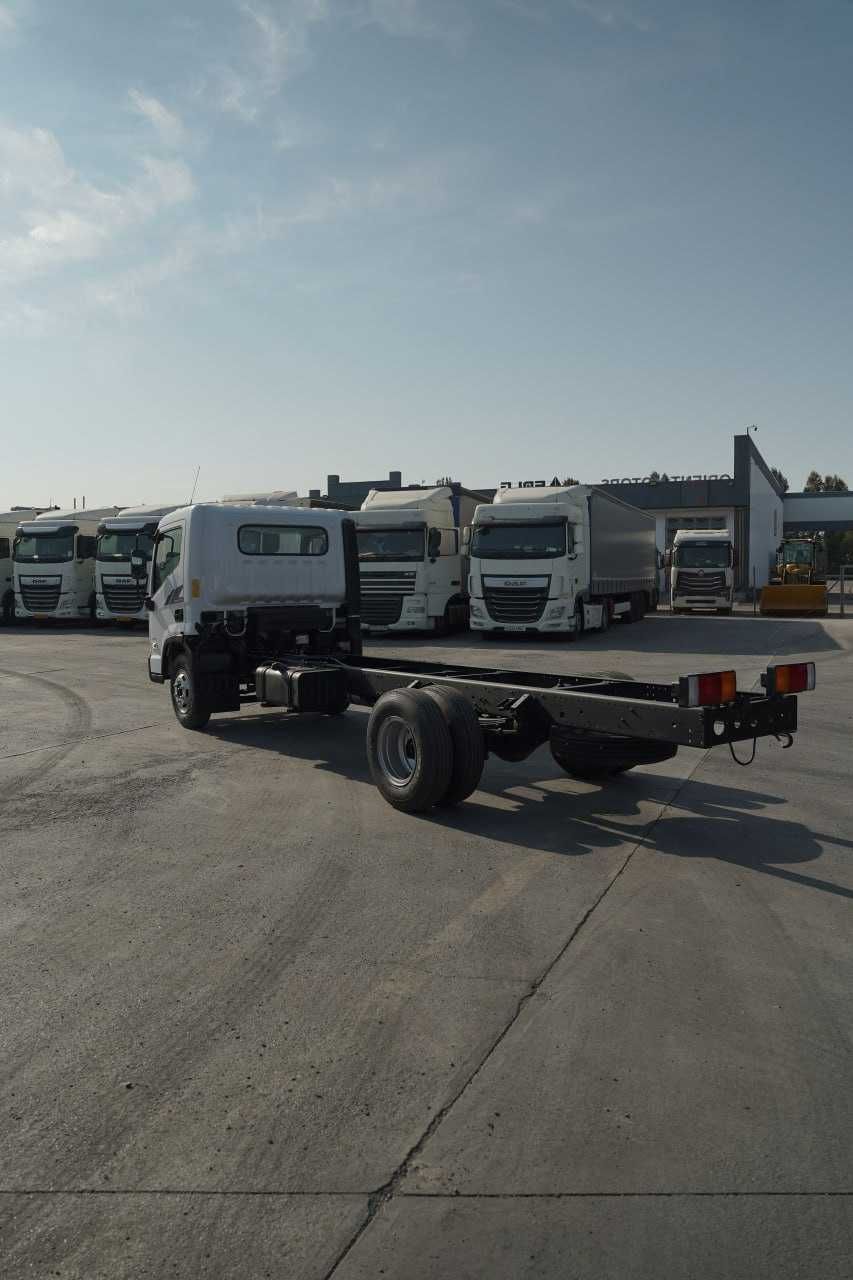 HYUNDAI EX8 4х2 – Шасси