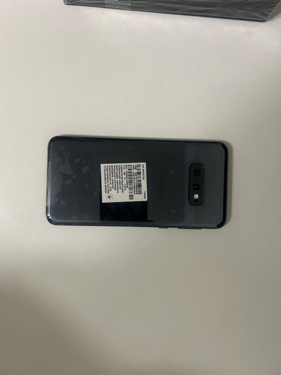 Samsung S10e (Black)