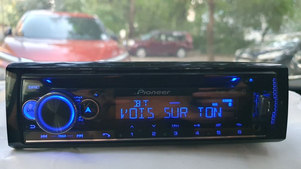 CD плеър за кола Pioneer DEH-S720DAB