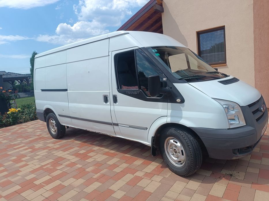 Vând Ford transit