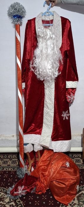 Одежда Деда мороза.