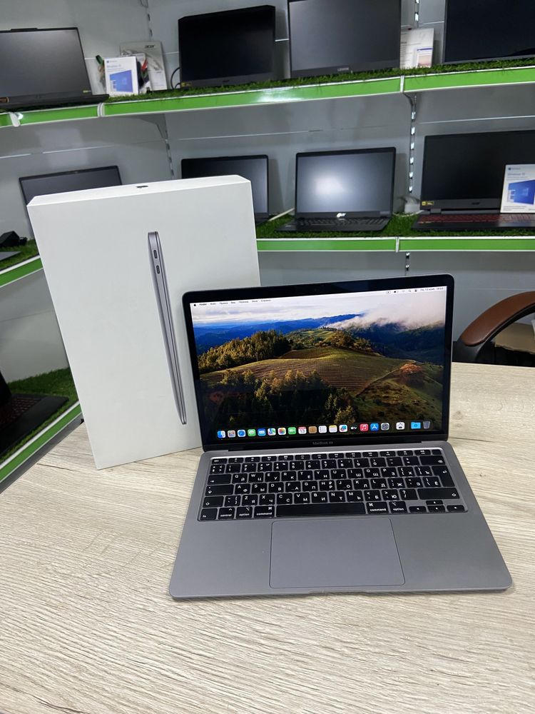 Ноутбук MacBook Air 2020 | Core i5-10N | 512GB | 202 цикла