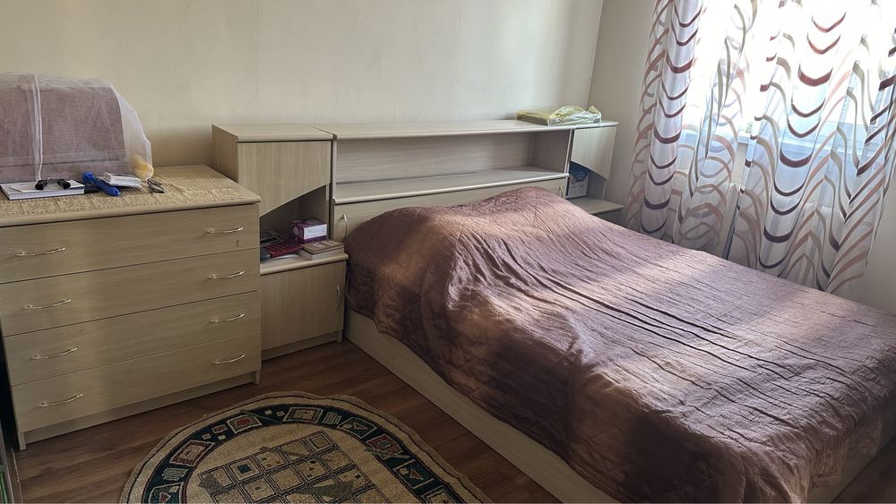 СРОЧНО продам спальный гарнитур