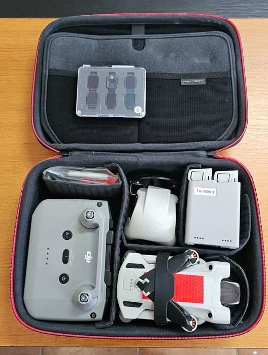 Dji mini 3 pro + geantă + 3 baterii + filtre ND + amplificator semnal