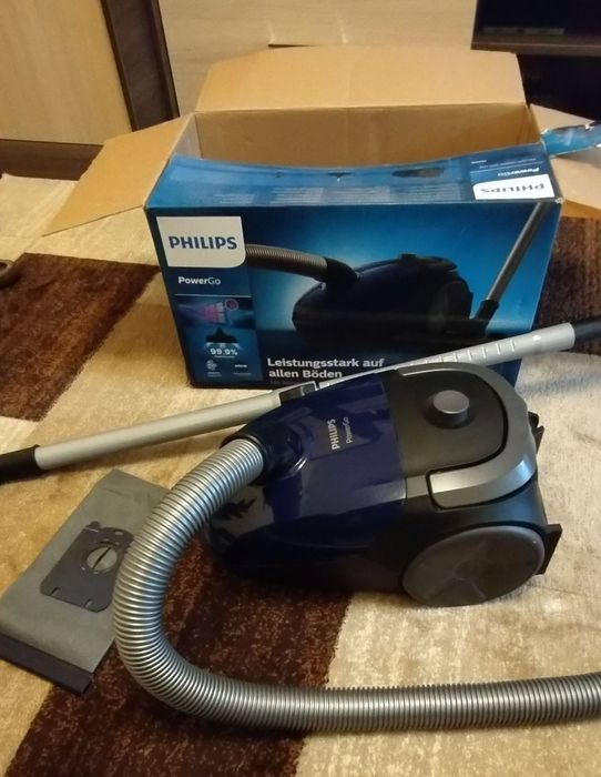 Aspirator Philips cu sac