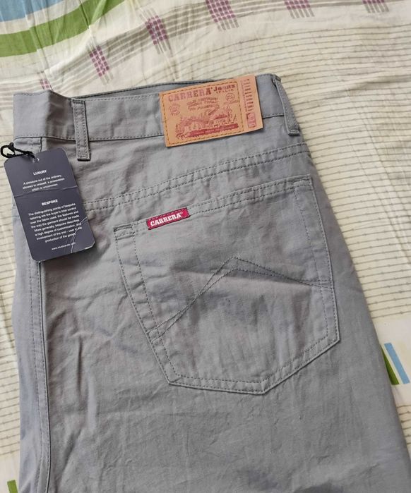 Vând pantaloni bărbați