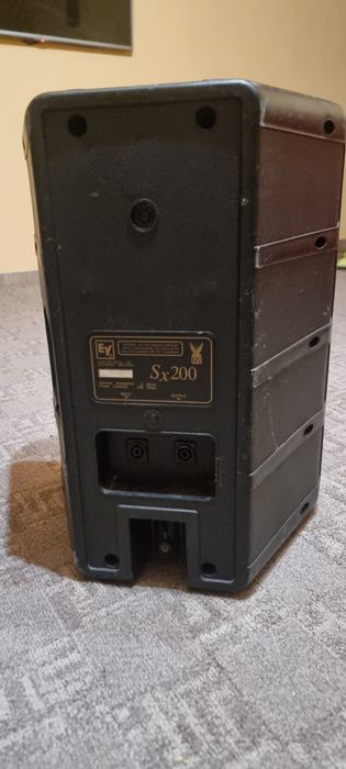 Boxe profesionale Electro-Voice SX200 si mixer 

V