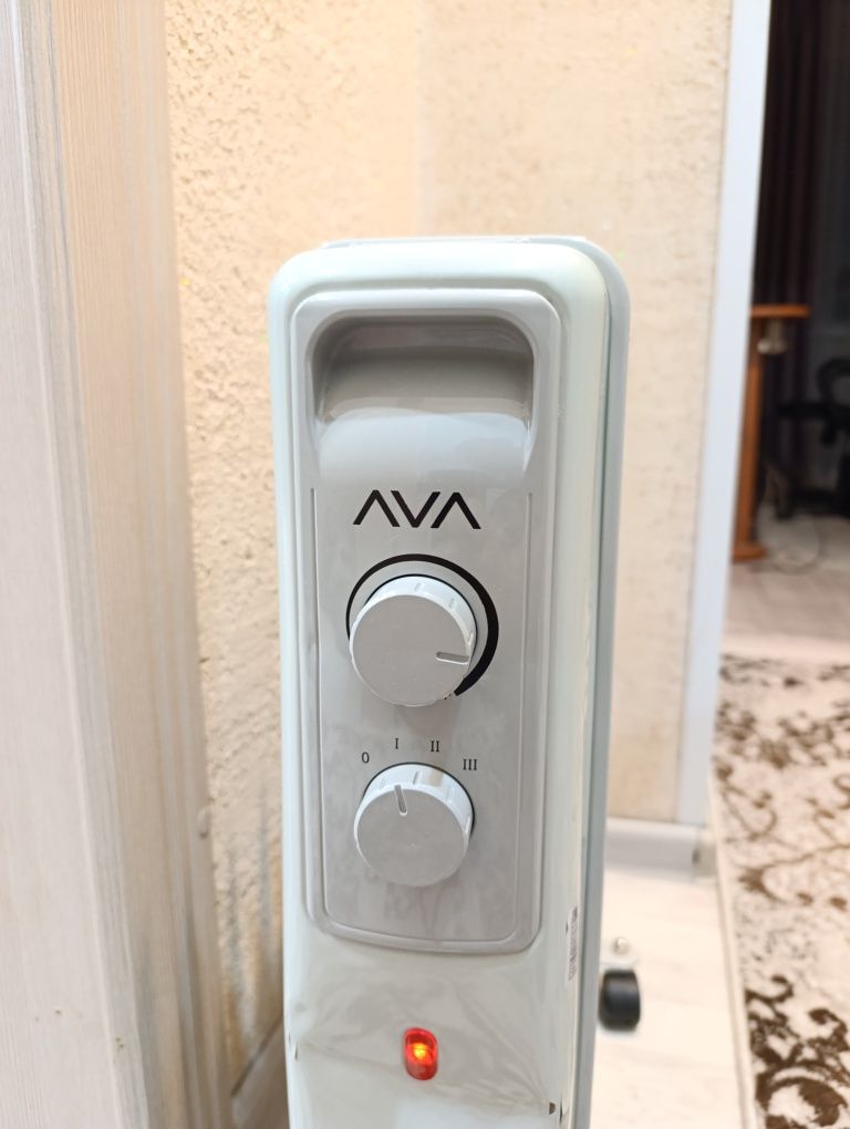 Масляный обогреватель AVA