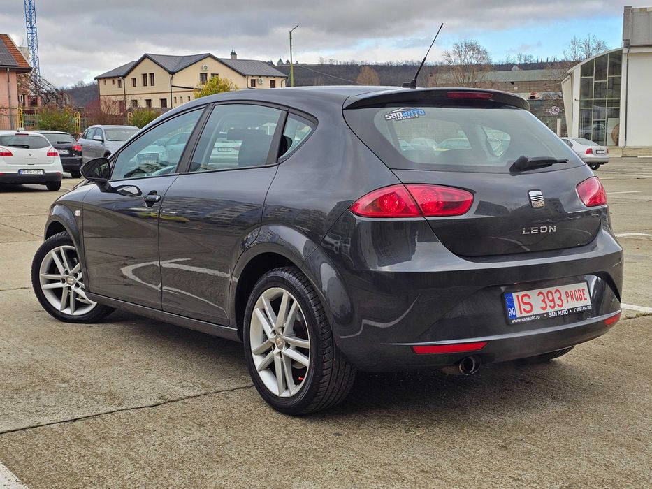 Seat Leon 2011 1.2 TSI 105 CP euro 5 / RATE fara avans