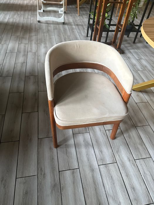 Restoran uchun mebel