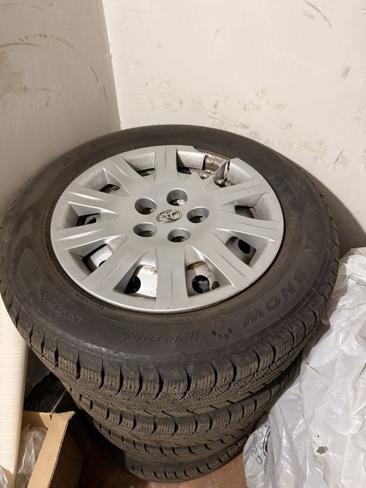 Шины зимние с дисками 215/60 R16