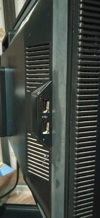 Употребяван Монитор HP 24"