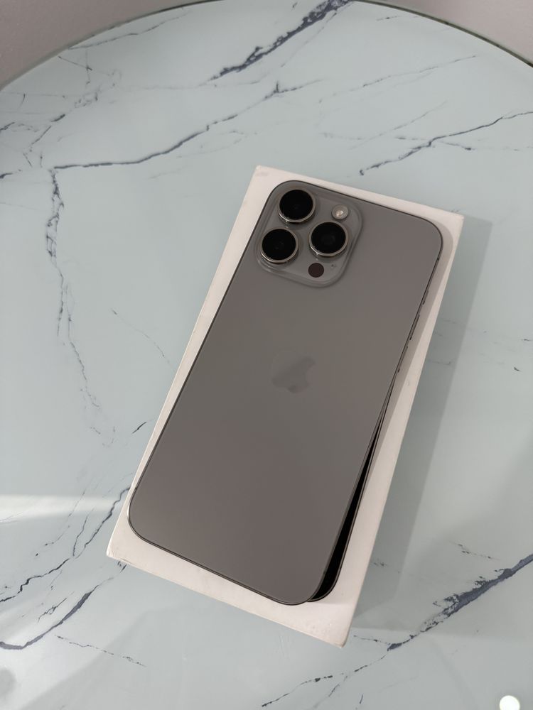Iphone 15 pro max 512GB