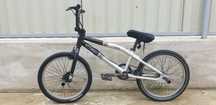 Vând bicicleta pentru copii