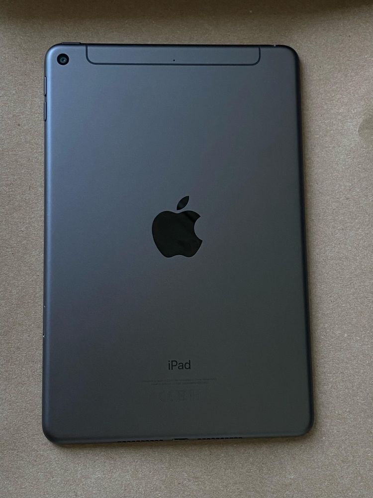 Ipad mini 5, 64gb, Cellular + Wifi, Space Gray