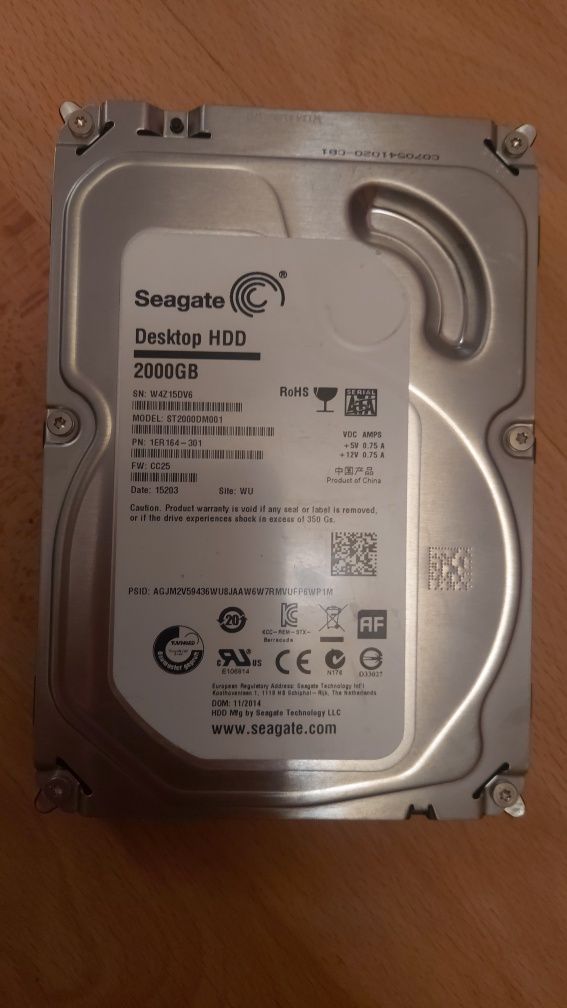 Жёсткий диск Seagate 2 тб