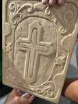 Sculptura manuala tip carte