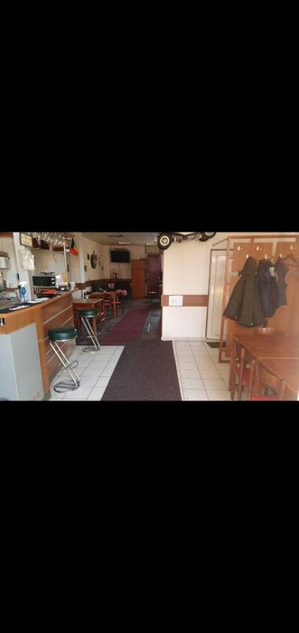 Vand afacere la cheie,cafe-bar,17 ani experienta,complet utilat