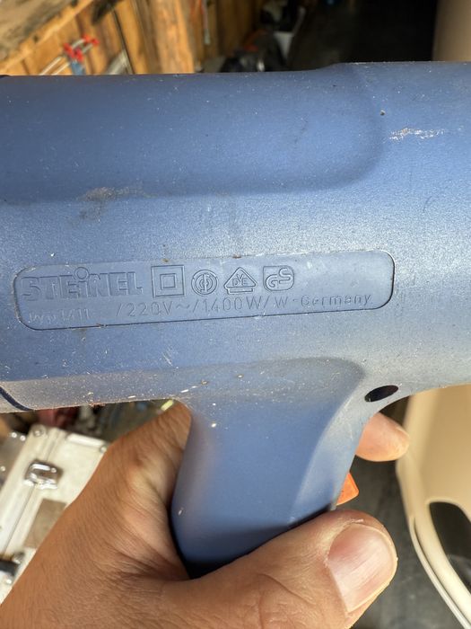 Feon suflanta aer cald