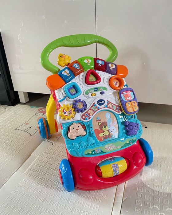 VTECH Каталка , толокар, ходунок с развивающей панелью