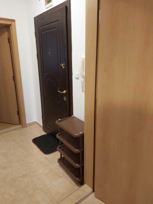 Двустаен апартамент под наем, Лятно кино Тракия