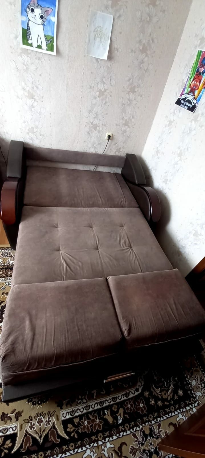 продам диван-кровать