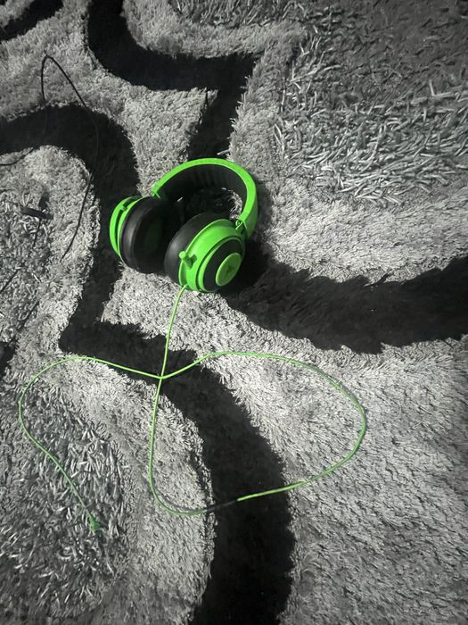 Слушалки razer tournament green headset