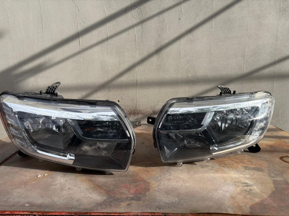 Far stanga/dreapta Dacia Logan2 facelift/MCV/Sandero 2017-2020