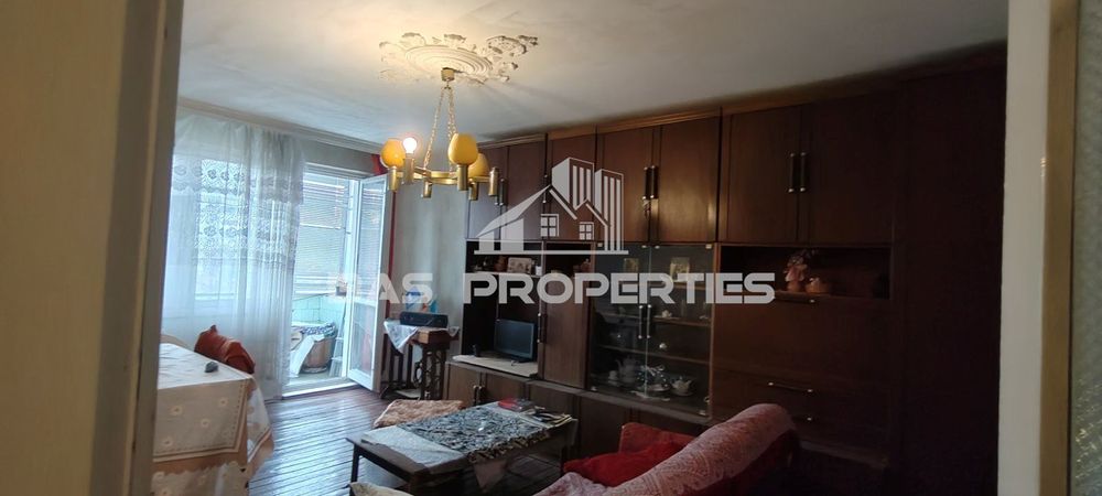 2-стаен в София-Фондови Жилища площ 68