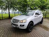 Mercedes-Benz ML Mercedes ML 320 – Putere, confort și stil!