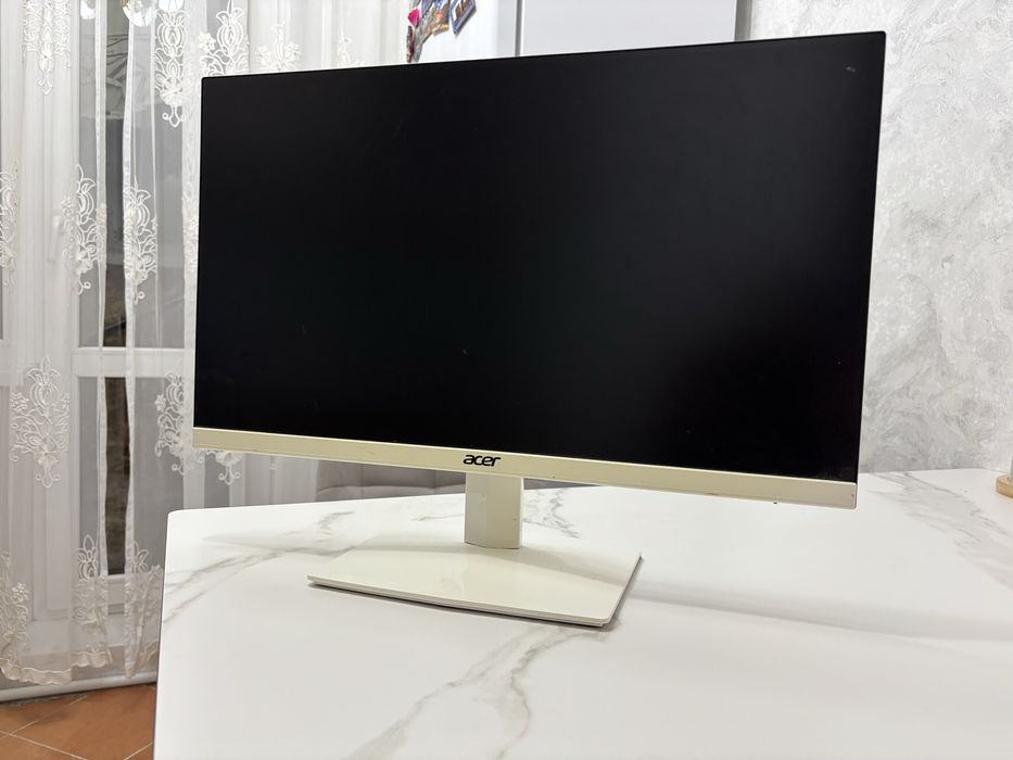 Продам монитор,