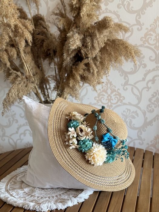 Дамска Шапка -  капела HANDMADE